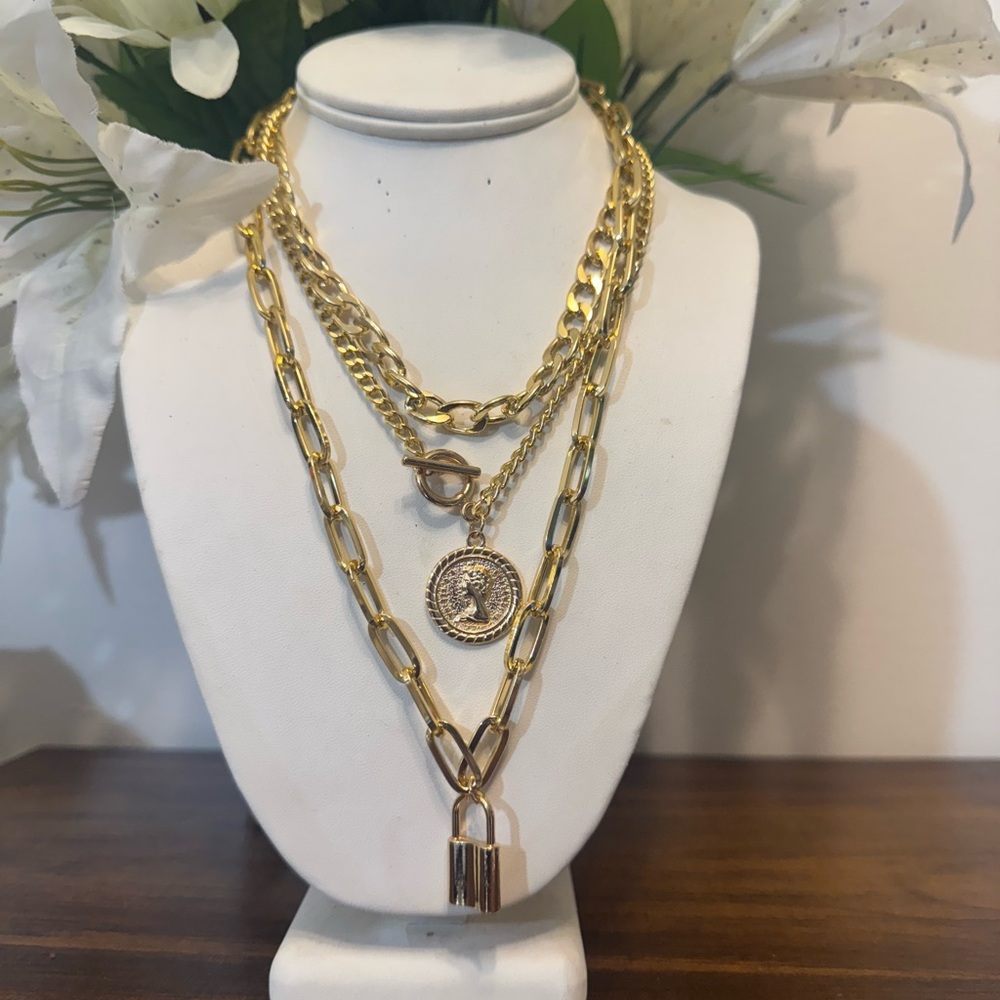 SKY AND GOLDEN CHUNKY NECKLACE - Picture 10 of 14